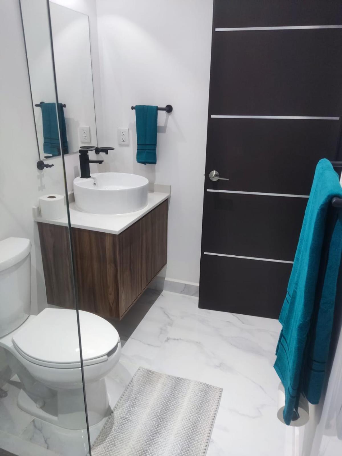 Moderno 2 En Condominio, Apartamento *