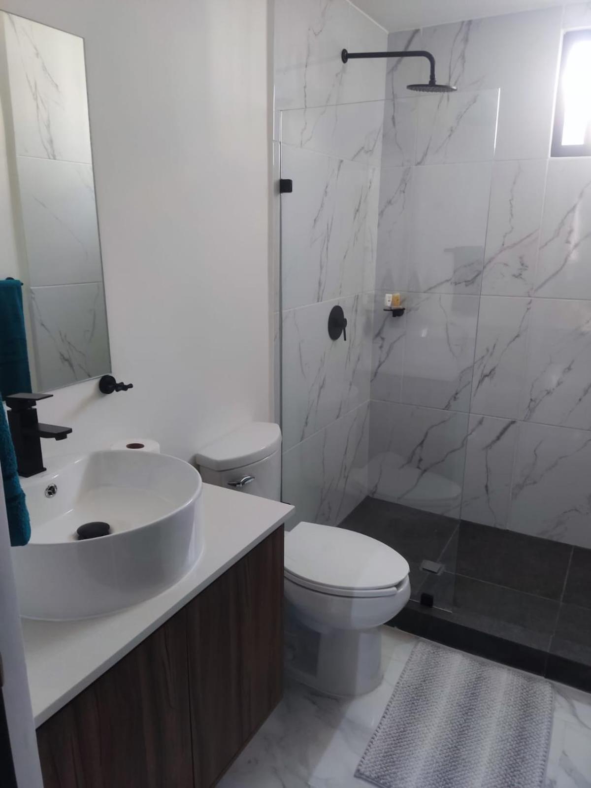 Moderno 2 En Condominio, Apartamento